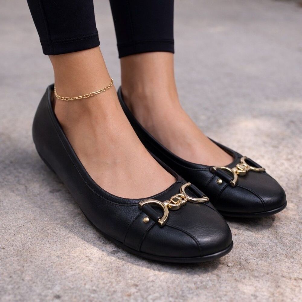 Womens Size 7.5 Aerosoles Big Bet Ballet Flats Black Gold Horsebit Slip On Shoes
